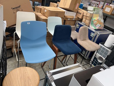 Lot 2033 - 7 various style stools in various styles