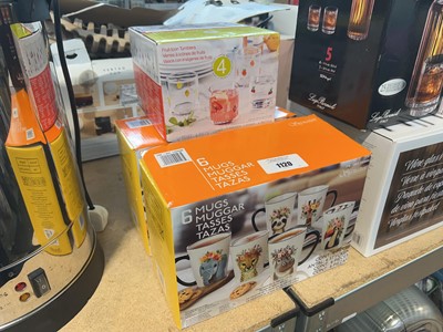 Lot 1120 - 2 packs of Signature mugs and 1 pack of Fruit...