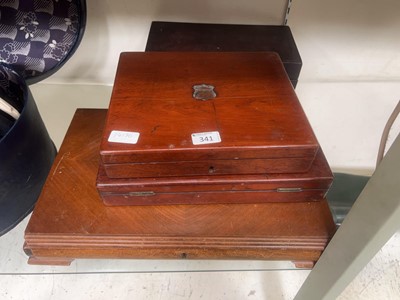 Lot 341 - A cased part set of fish servers along with an...