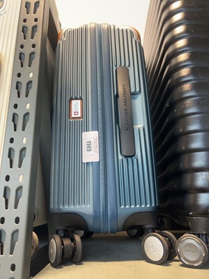 Lot 1149 - Swiss Military wheeled hand luggage case in teal