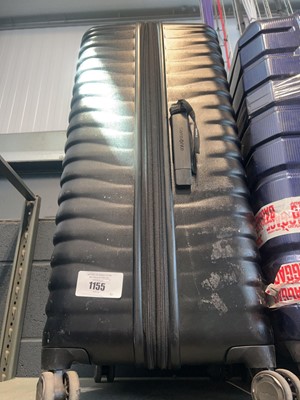 Lot 1155 - Samsonite wheeled luggage case in black