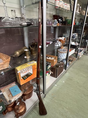 Lot 344 - A 20th century replica flint lock rifle...