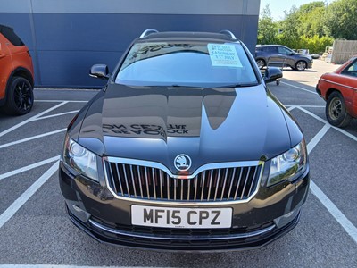 Lot (MF15 CPZ) 2015 Škoda Superb Elegance TDI CR...