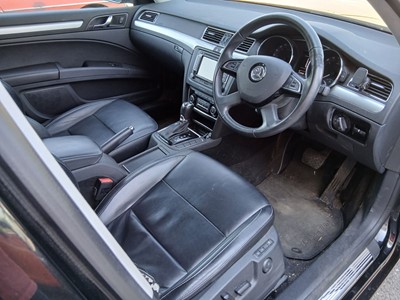 Lot (MF15 CPZ) 2015 Škoda Superb Elegance TDI CR...