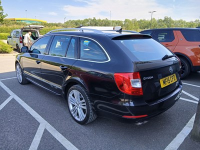 Lot (MF15 CPZ) 2015 Škoda Superb Elegance TDI CR...