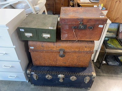Lot 1477 - 3x vintage luggage cases/storage trunks and a...