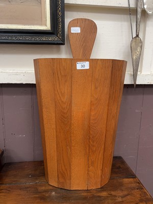 Lot 30 - An oak trug