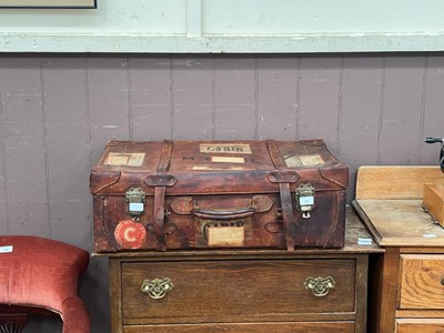 Lot 40 - A vintage Grindlay & Co leather suitcase with...