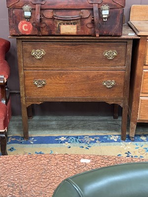 Lot 41 - A mid-20th century oak chest of two drawers