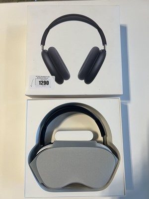 Lot 1290 - Apple AirPods Max with Smart Case, Midnight,...