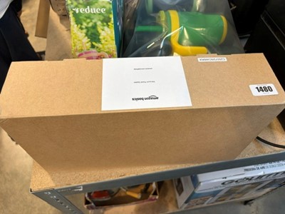 Lot 1480 - Amazon Basics vacuum food sealer