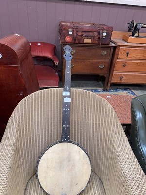 Lot 77 - An early 20th century five string banjo with...