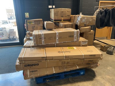 Lot 1485 - 5x pallets of flat pack parts including...