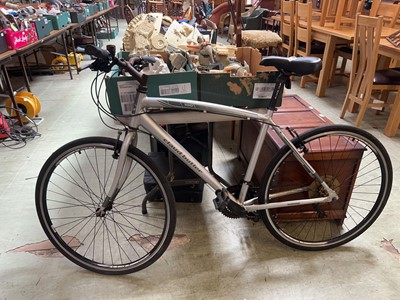Lot 100 - A Claude Butler 'Urban 100' bicycle with...