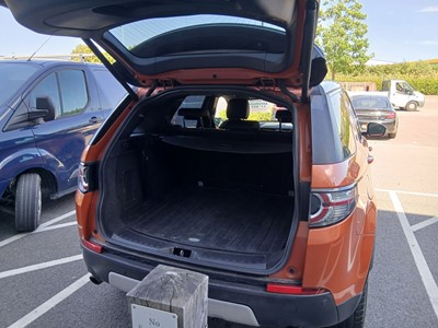 Lot (GK66 CJX) 2016 Land Rover Discovery Sport...