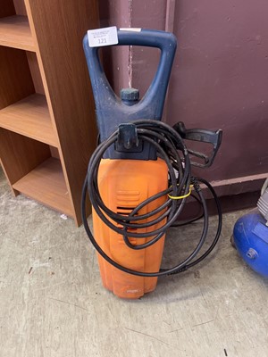 Lot 121 - An RAC model RAC-HP500 pressure washer