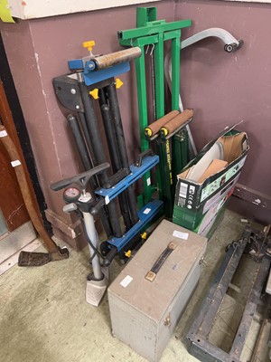 Lot 129 - An assortment of tools to include Pro Power...