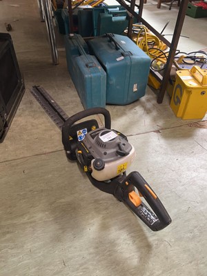 Lot 142 - A Titan model TTL688HDC petrol hedge trimmer