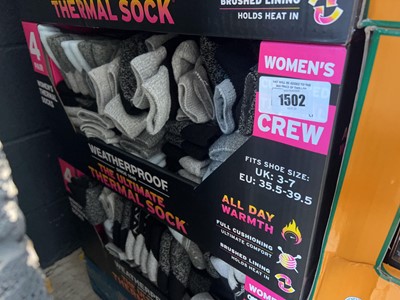 Lot 1502 - Box containing Weatherproof Ultimate Thermal...