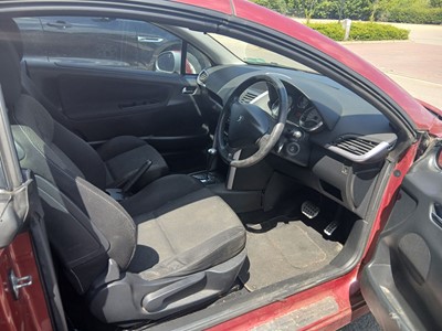 Lot (SF07 XRA) 2007 Peugeot 207 Sport 16V 2-door...