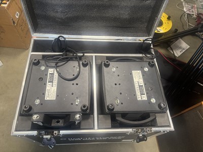 Lot 2880 - Lightmaxx Vega Dusk BSW 230W tour lighting set...