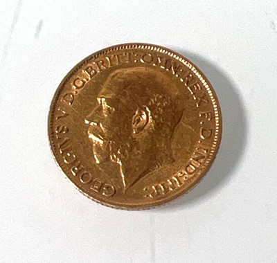 Lot 399 - A George V full sovereign dated 1911