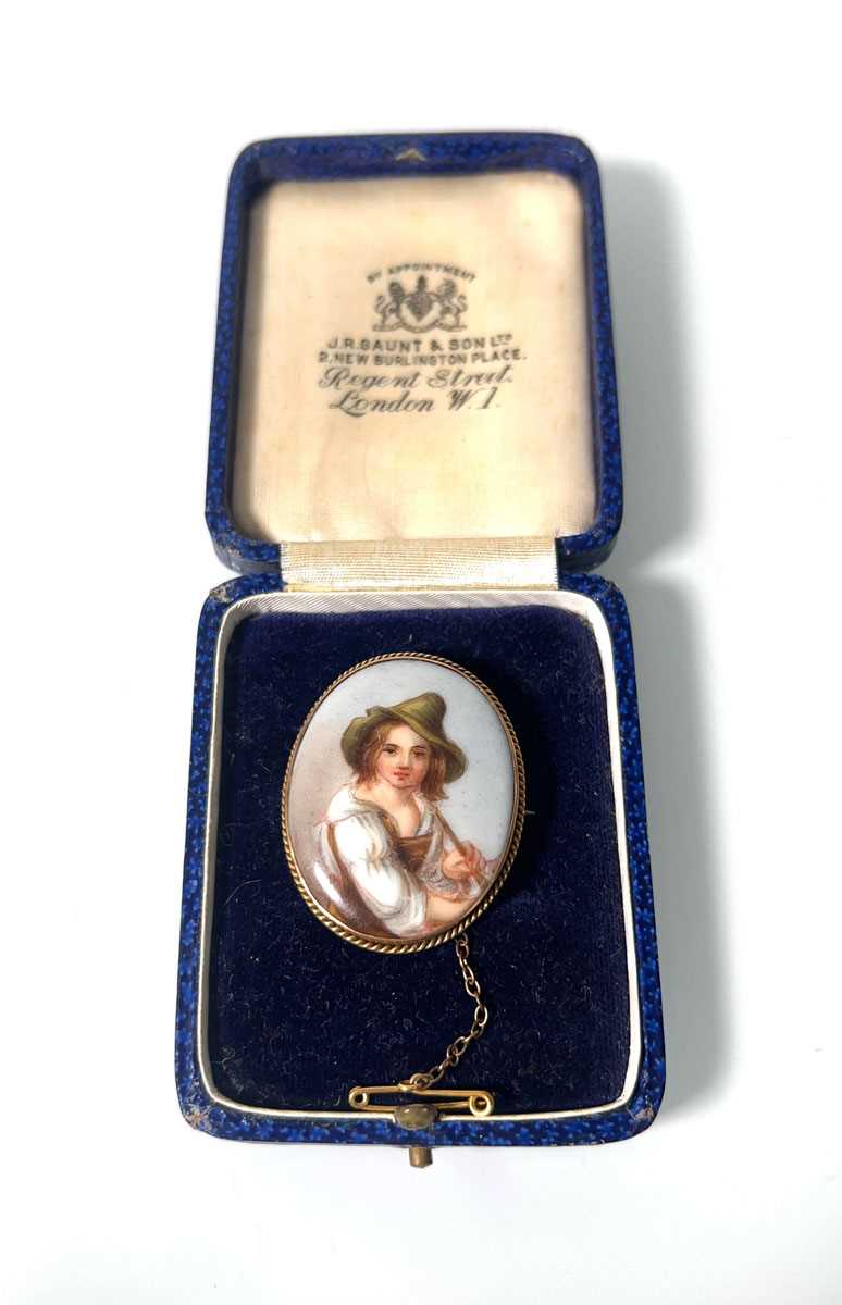 Lot 455 - An early 20th century miniature portrait...
