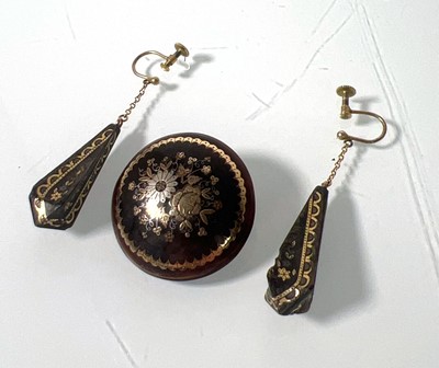 Lot 466 - A pair of 19th century pique drop earrings...
