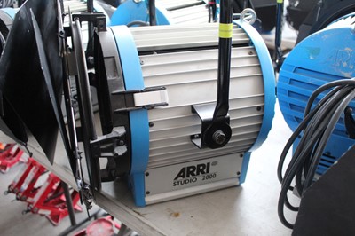 Lot 28 - Arri Studio 2000 2kW Tungsten Fresnel...