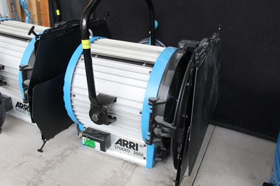 Lot 48 - Arri Studio 2000 2kW Tungsten Fresnel...