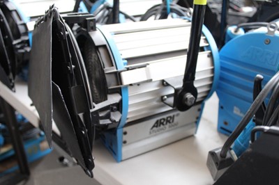Lot 61 - Arri Studio 1000 1kW Tungsten Fresnel...