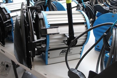 Lot 63 - Arri Studio 1000 1kW Tungsten Fresnel...