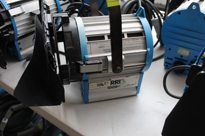 Lot 88 - Arri 1000 Plus 1kW Tungsten Fresnel spotlight...