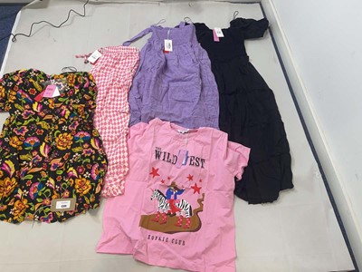 Lot 1824 - Proud Poppy clothing