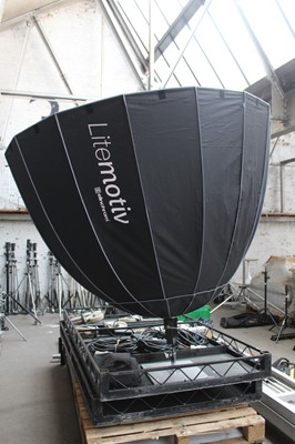 Lot 114 - Elinchrom Litemotiv Direct Para Softbox 190cm...