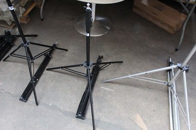 Lot 156 - 2 light duty light stands