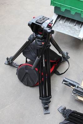 Lot 162 - Manfrotto 546GB tripod with associated carry case