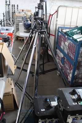 Lot 195 - Manfrotto heavy duty steel mobile telescopic...