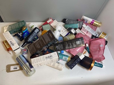 Lot 3796 - Hair care & styling products