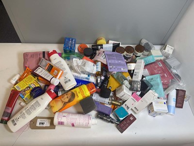 Lot 3797 - Various skincare products