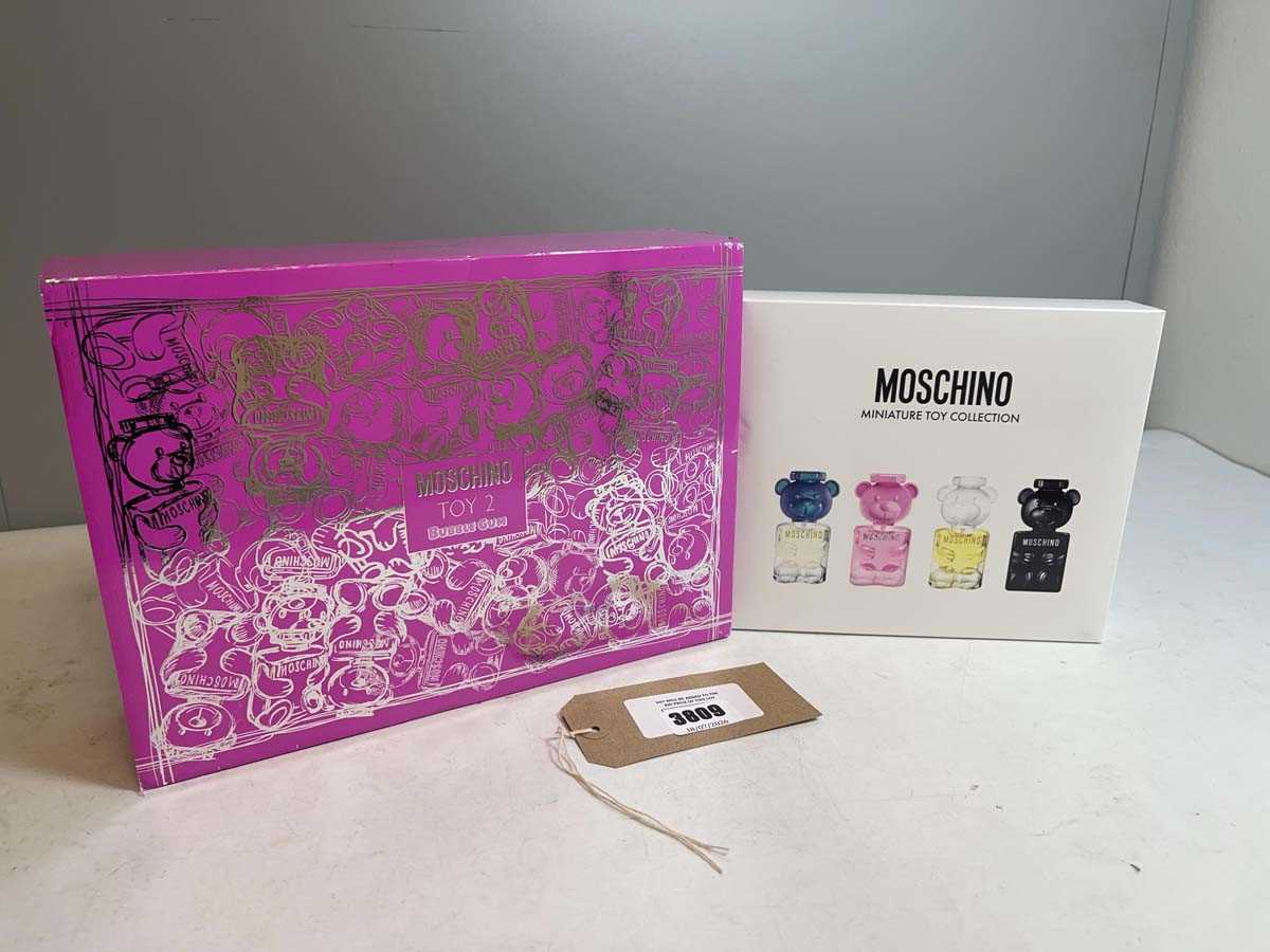 Lot 3809 - Moschino to2 2 bubble gum perfume gift set +...