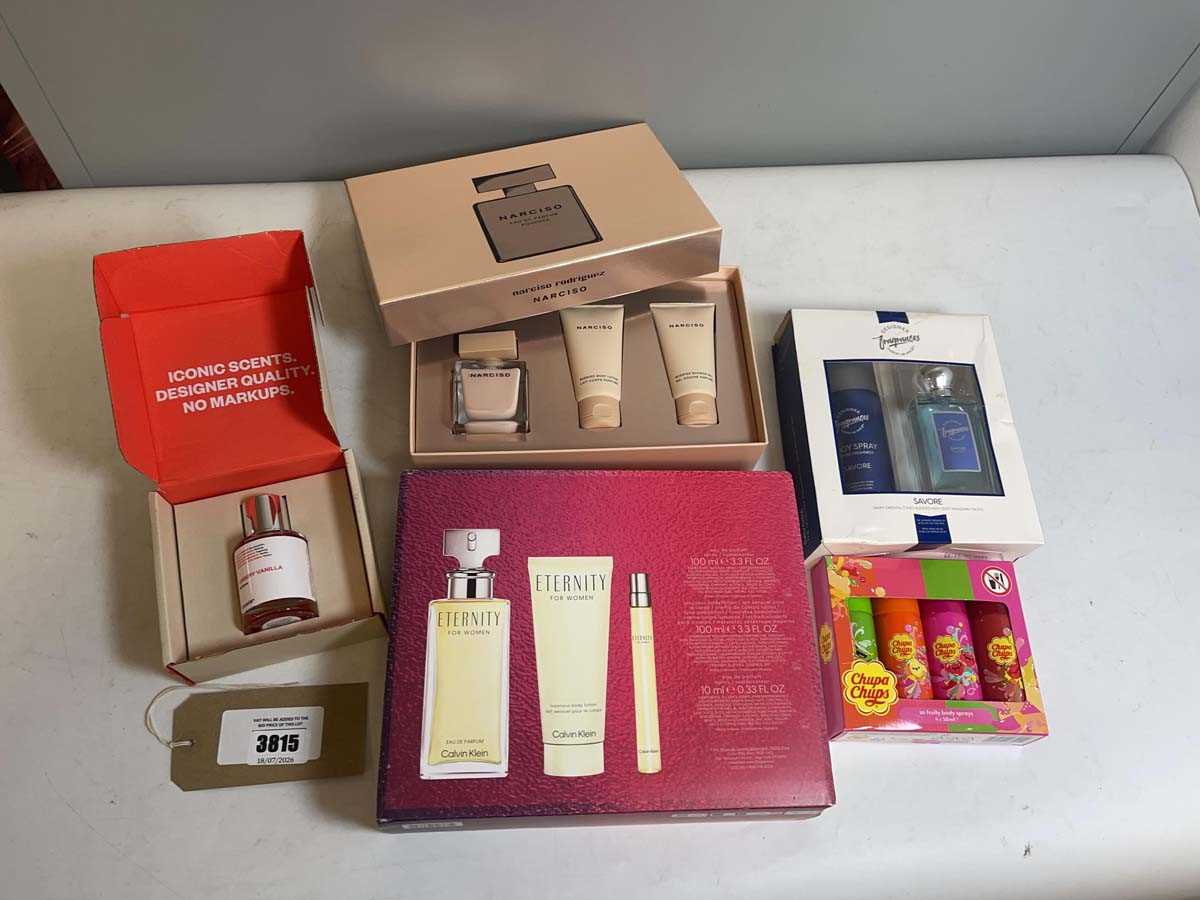 Lot 3815 - 5x Perfume gift sets to include Narciso...