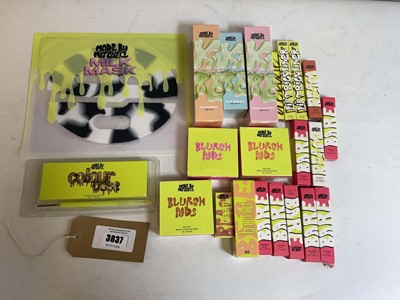 Lot 3837 - Made by Mitchell makeup & cosmetics
