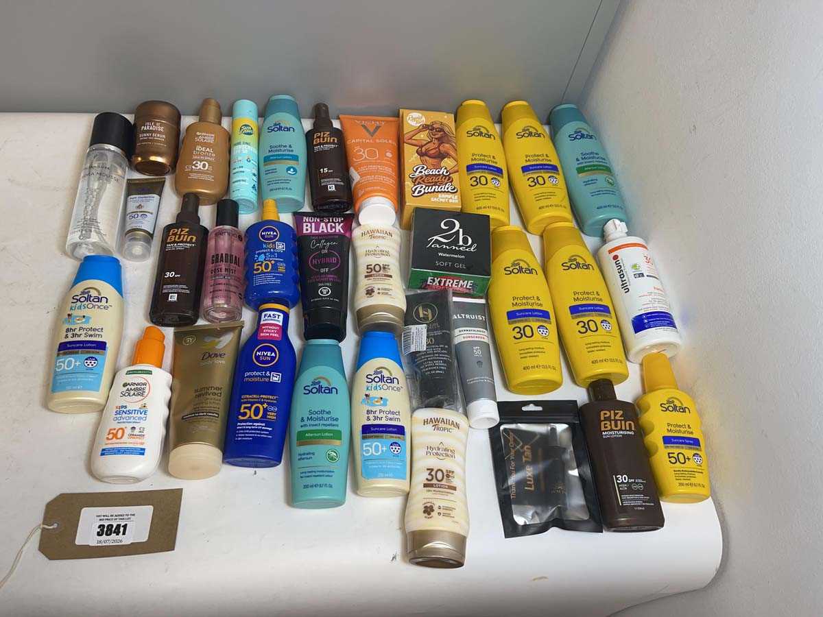 Lot 3841 - Sun care & tanning products