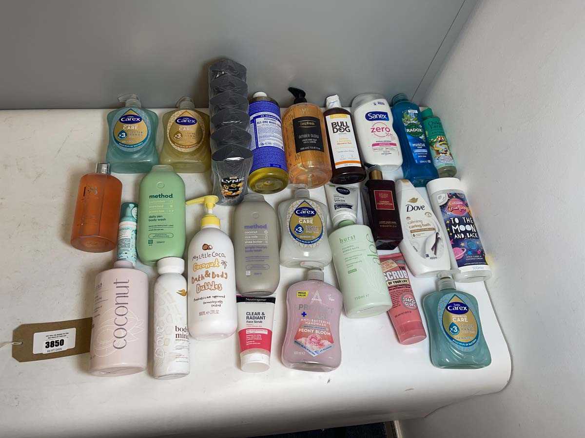 Lot 3850 - Shower gels, hand soaps, etc