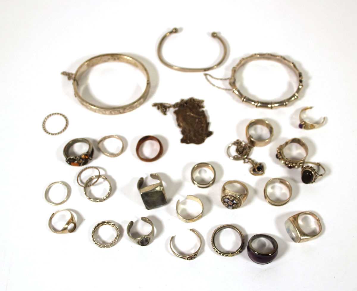 Lot 507 - A collection of silver, white metal and other...