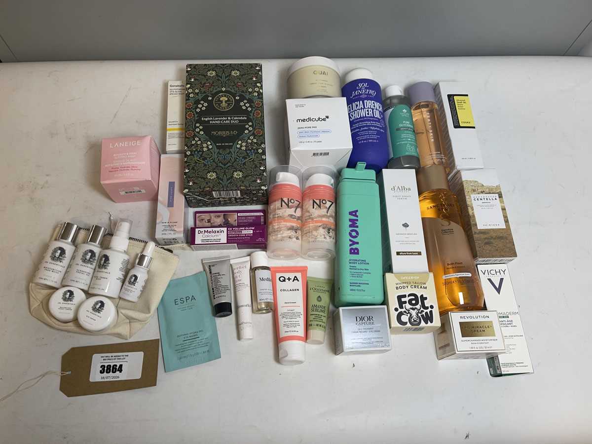 Lot 3864 - Cosmetics to include Medicube, Laniege,...