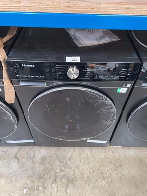 Lot 2105 - Hisense 10.5Kg washing machine in black finish