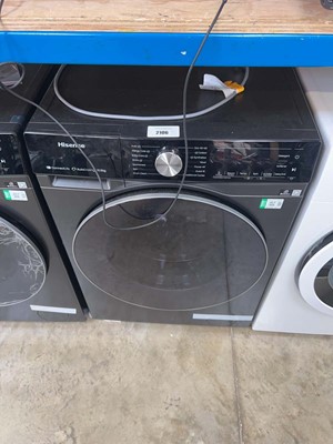 Lot 2106 - Hisense 10.5Kg washing machine in black finish