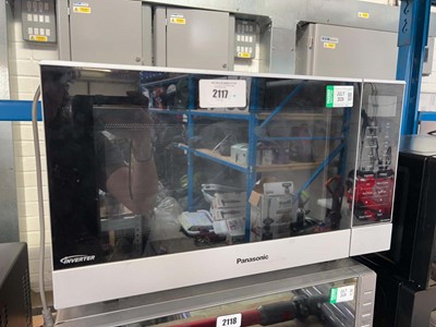Lot 2117 - Unboxed Panasonic NN.SF464N digital microwave...